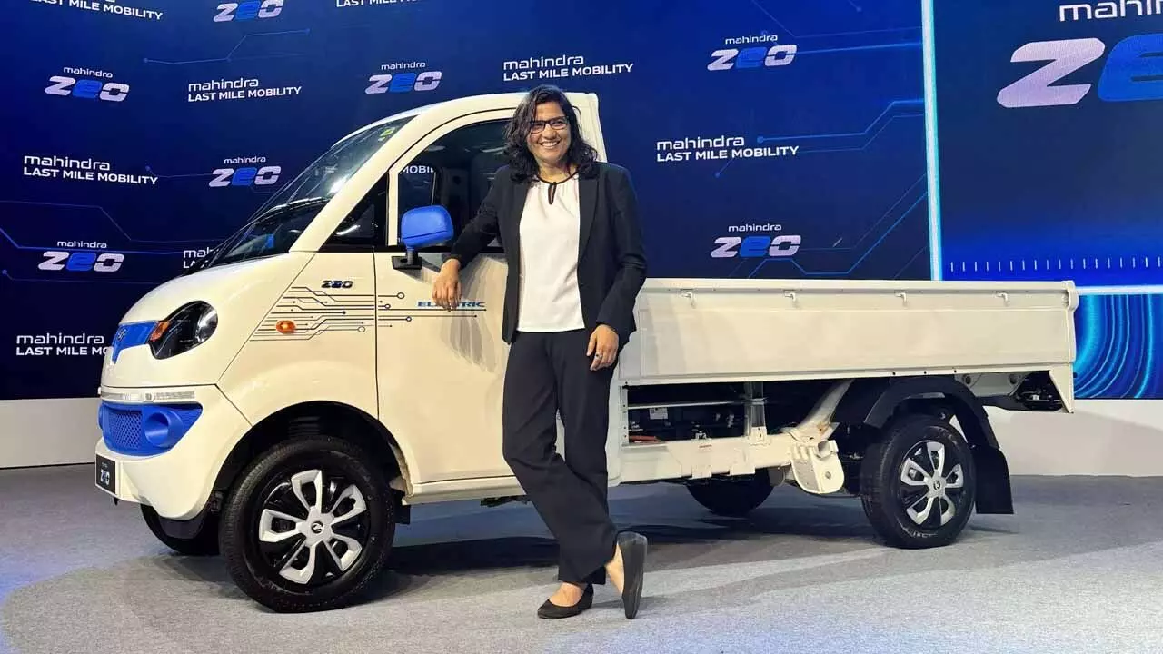 Mahindra Zeo EV: 1 ঘন্টার চার্জে 100 কিমি ছুটবে, লঞ্চ হল মাহিন্দ্রার নতুন বৈদ্যুতিক গাড়ি