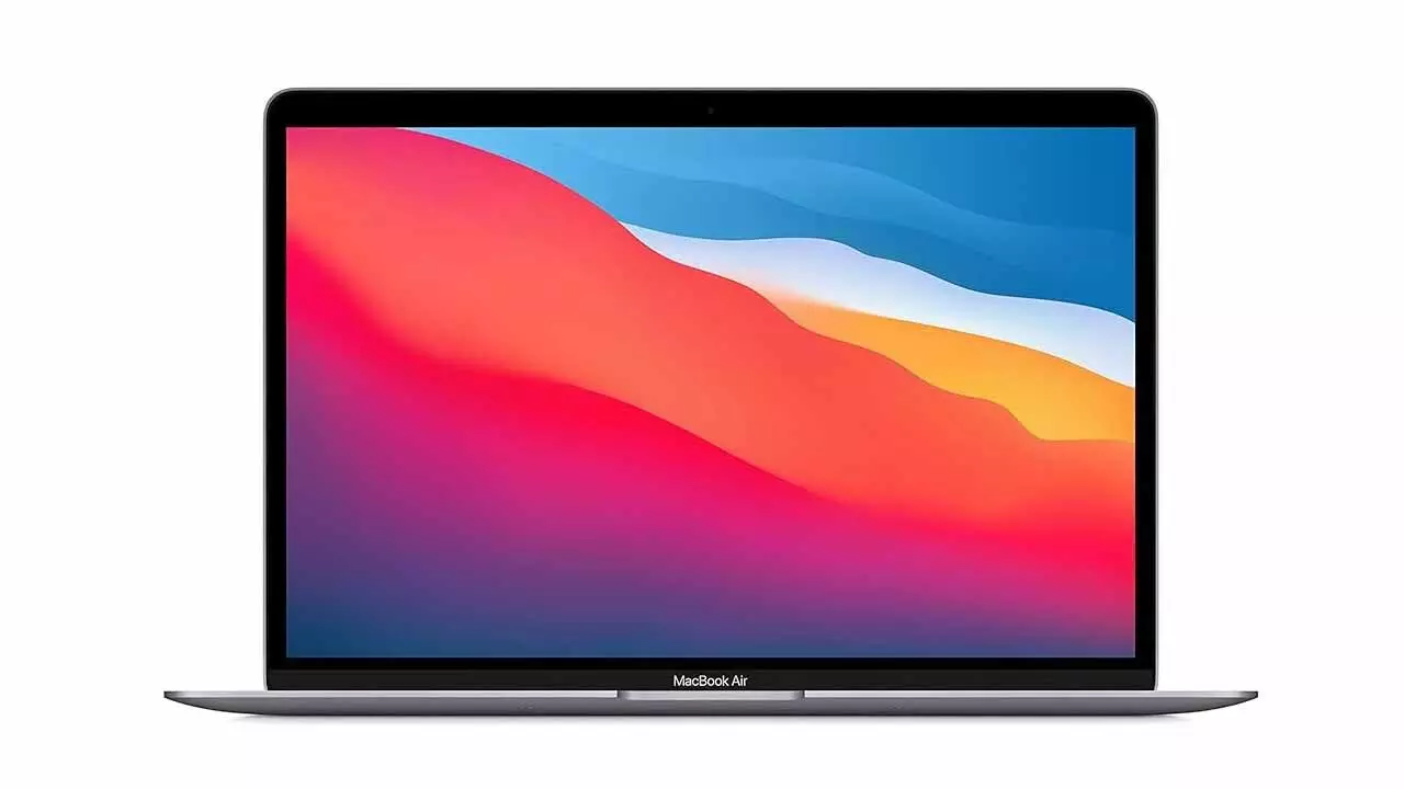 ৩৫ হাজার টাকা ফ্লাট ডিসকাউন্ট, Apple MacBook Air M1 অবিশ্বাস্য দামে কেনার মহা সুযোগ