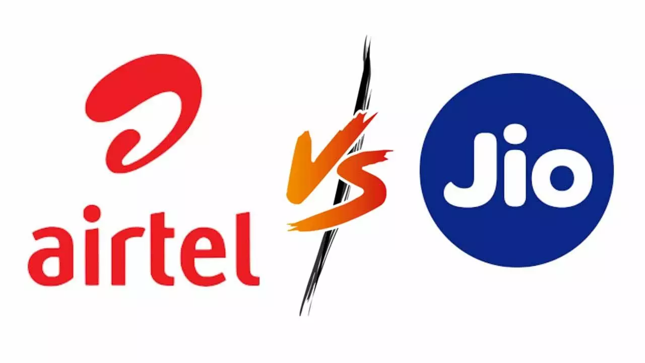 Jio vs Airtel Plan: কোনো লিমিট নেই, জিও নাকি এয়ারটেল দিচ্ছে সস্তায় 5G আনলিমিটেড ডেটা