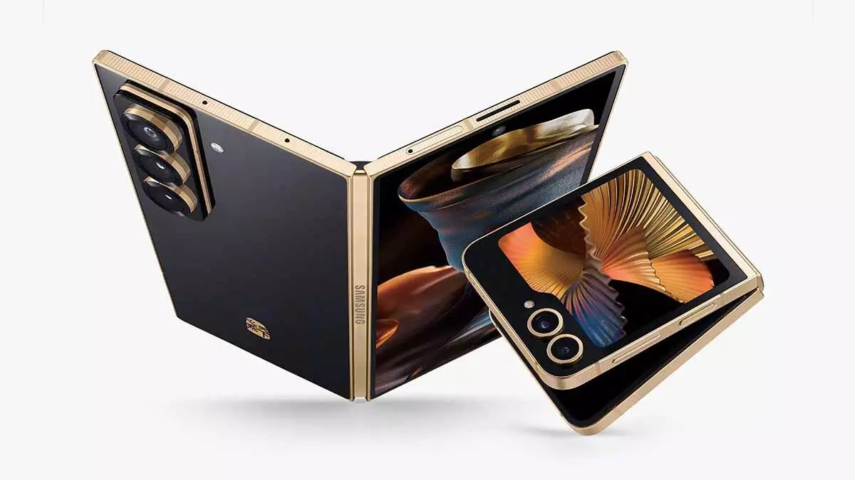 Samsung W25 Foldable Phone