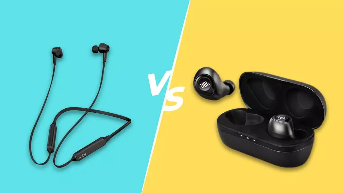 Neckband vs Earbuds: নেকব্যান্ড নাকি ইয়ারবাডস, ব্যাটারি ও দামের বিচারে কোনটি কেনা উচিত