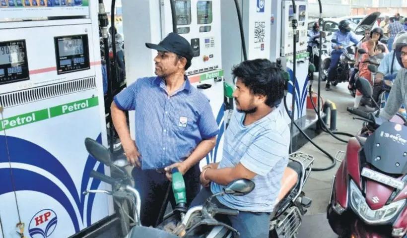 Fuel Price 14 August Today Petrol Selling 104 75 Rupees In Kolkata What Is Price Of Diesel