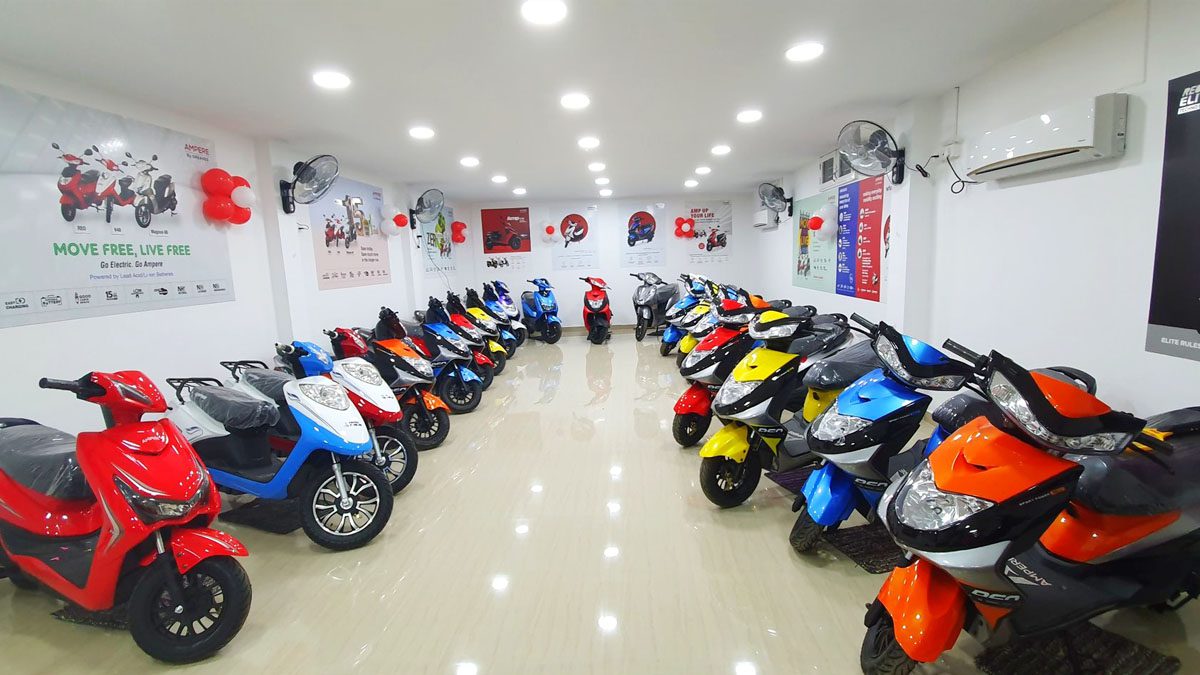 ampere-electric-opens-new-showroom-in-kurnool