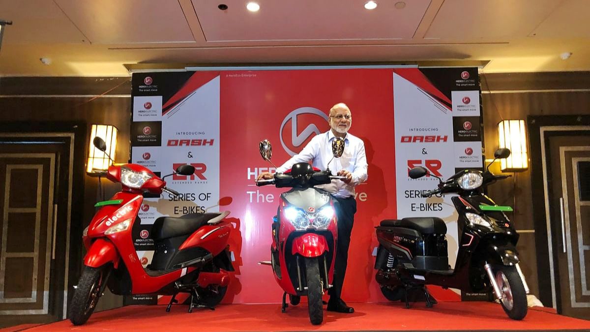hero-electric-to-accept-bookings-online-deliver-scooters-through-showrooms