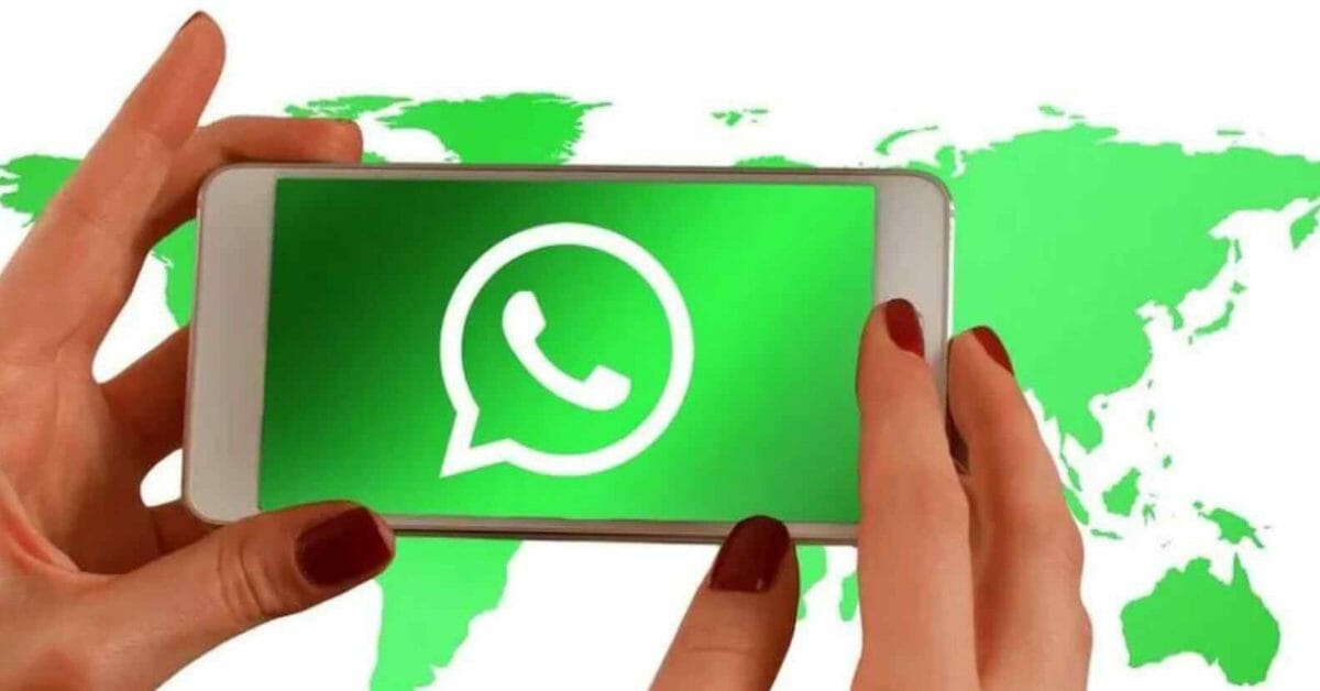 Indian girl got rewarded finding whatsapp security bugs