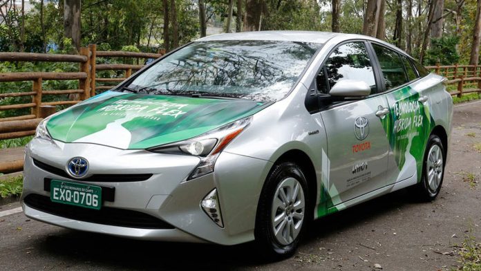 Toyota to launch India's first Flex-Fuel Car Tomorrow