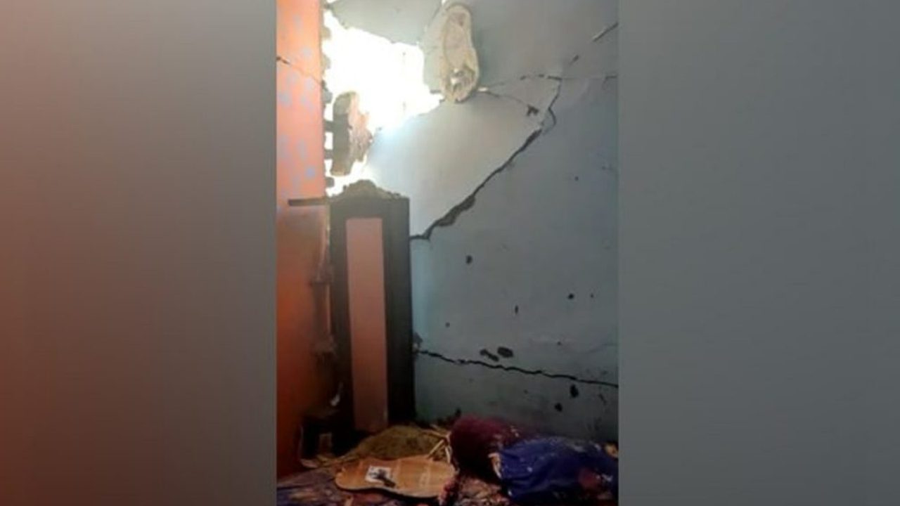 LED TV Explodes Blast Kills Teenager in UP Ghaziabad