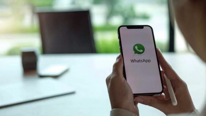 WhatsApp Group Profile Photo Chat Desktop beta rollout