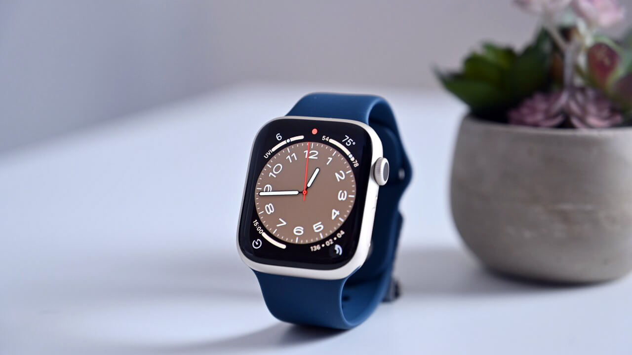 Apple Watch Series 8 Discounts Rs 20900