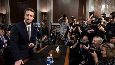 Facebook CEO Mark Zuckerberg Apologizes