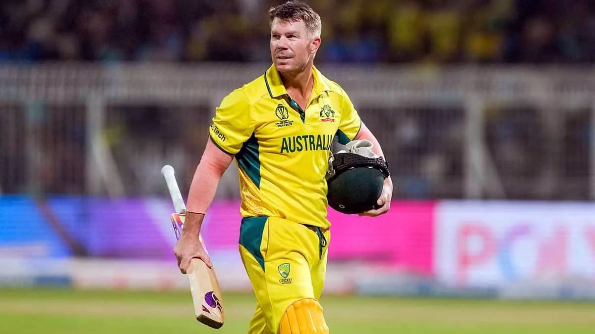 Two Aussie Cricketer who might retire from t20i format after the t20 world cup 2024 with David Warner