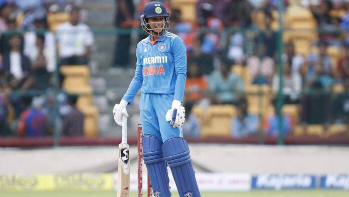 Smriti Mandhana score century for Indian vs South Africa become second indian women to complete 7000 run