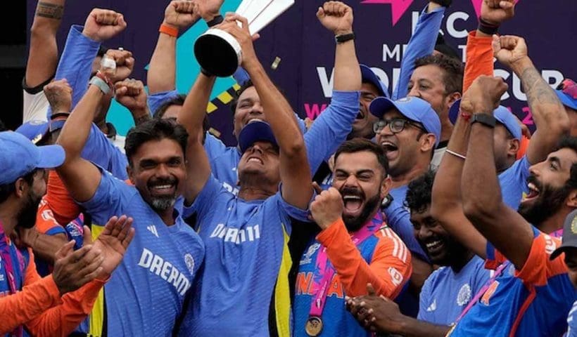 Ravichandran Ashwin Remembers The Moment When Virat Kohli Called Rahul Dravid And Gave T20 World Cup Trophy To Celebrate