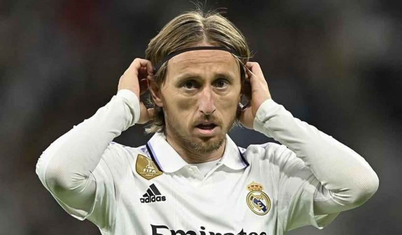 Real Madrid Confirm They Extend Luka Modric Contract For 2025 With Them