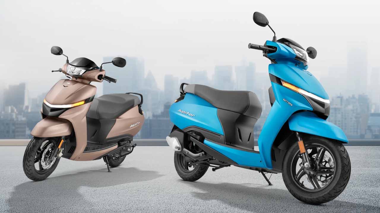 Best Scooters: মাইলেজ বাইকের থেকেও বেশি, দেশের সেরা স্কুটারের নাম জানেন?