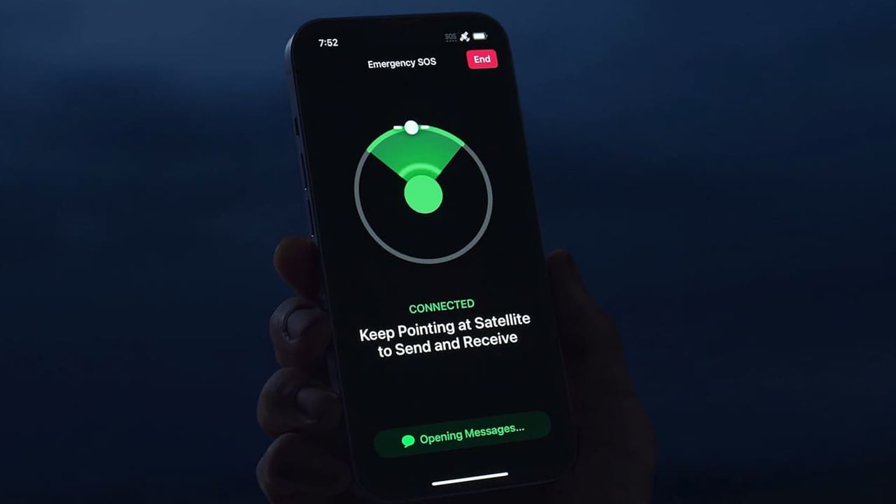 Apple partnership with Starlink for satellite message
