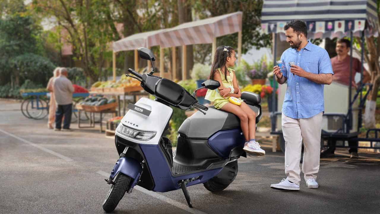 ather-rizta-electric-scooter-multi-language-dashboard-bengali-hindi-support