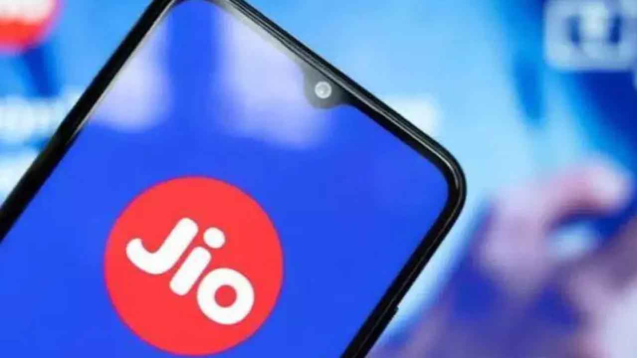jio-best-two-annual-recharge-plan-with-365-days-validity-get-unlimited-data-and-calling-benefits