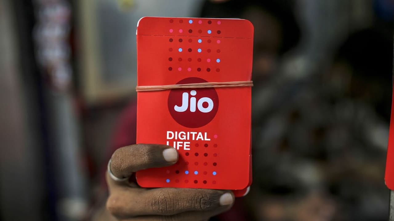 Reliance Jio launches 445 recharge plans benefits