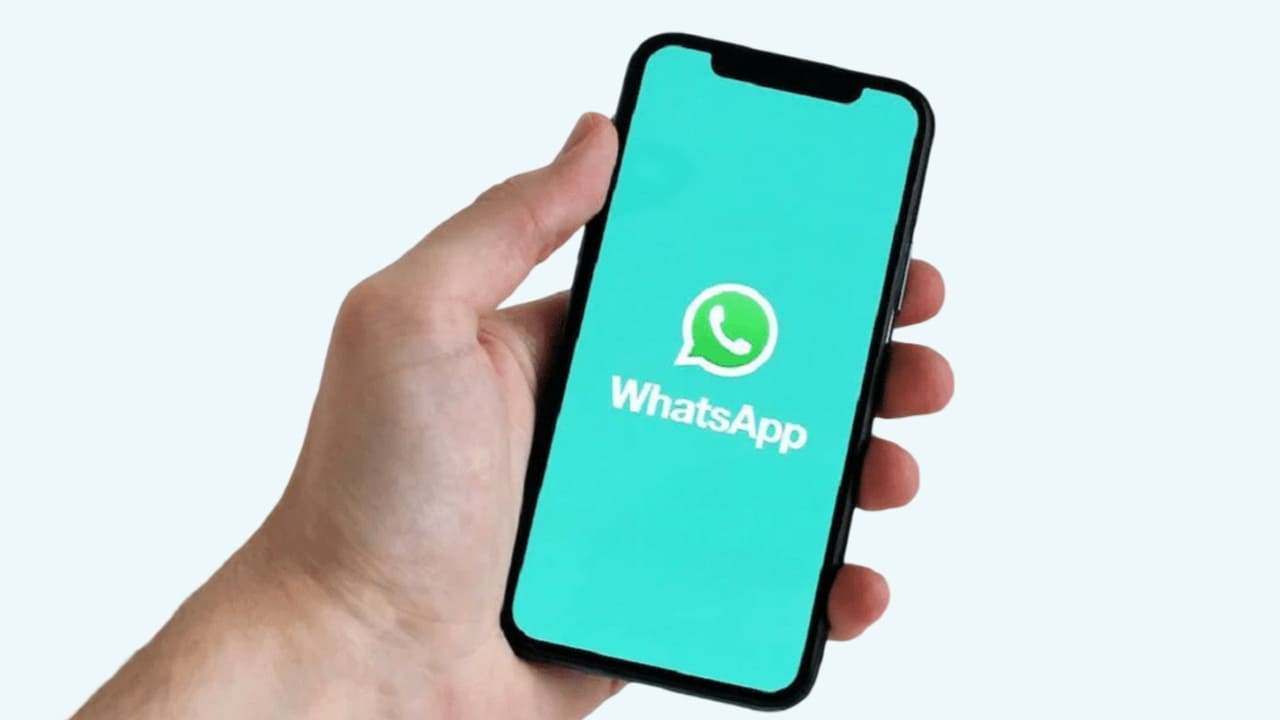 WhatsApp bringing new automatic chat translation Feature