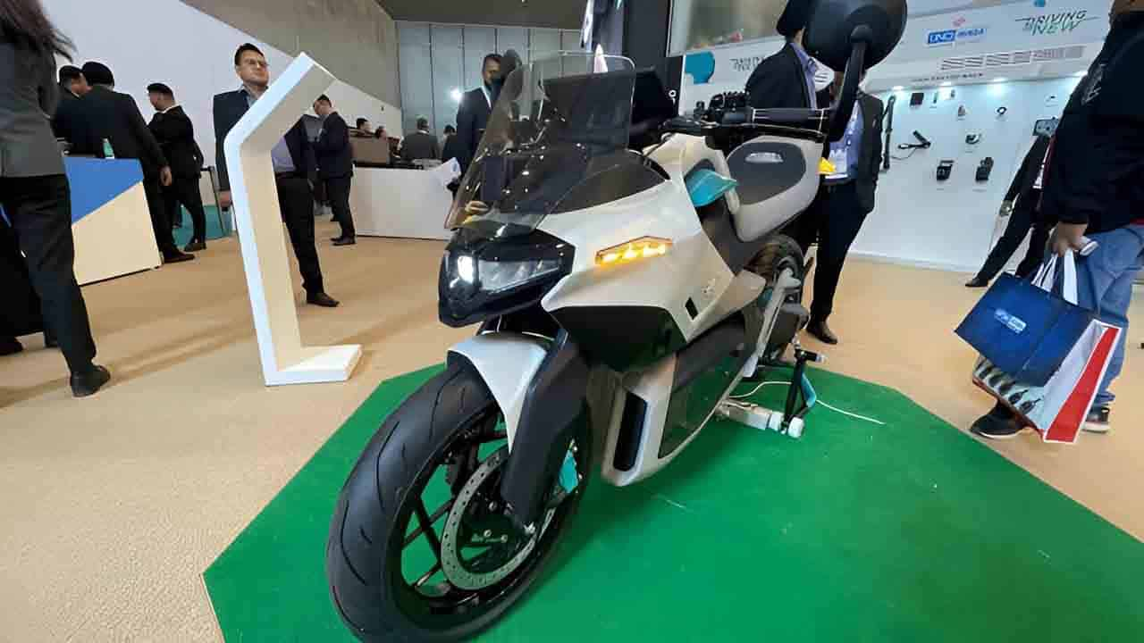 Uno minda electric bike unveiled with advanced safety technology