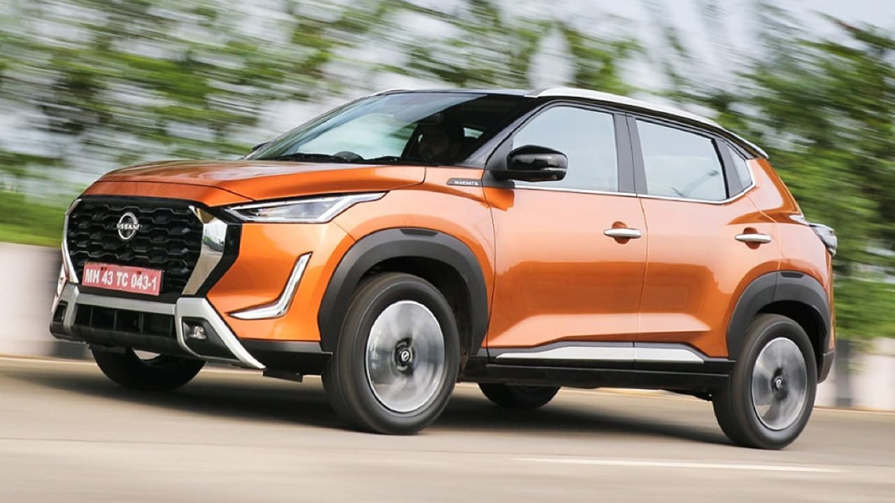 Nissan India Hattrick Carnival get rupees 65000 discount on Nissan Magnite car in april