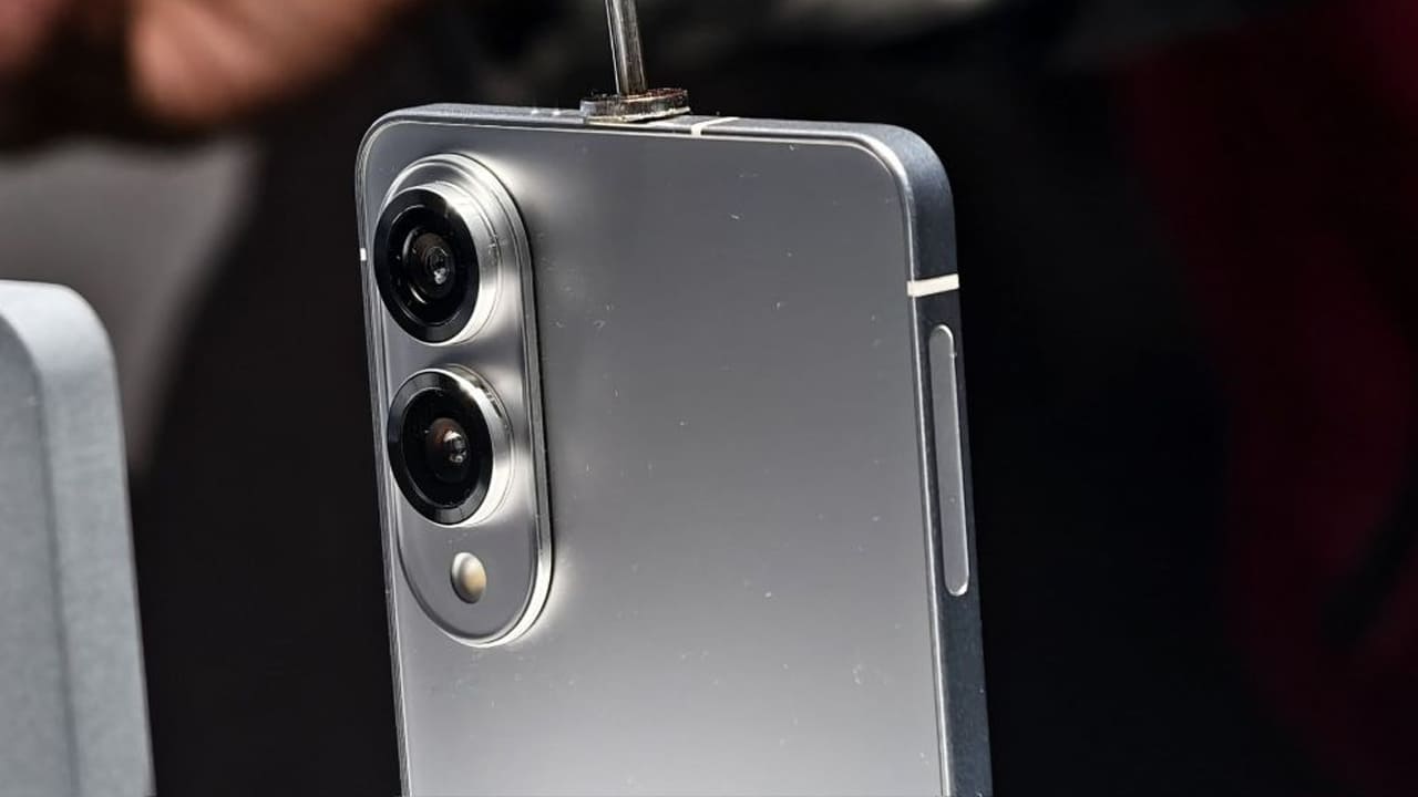 Samsung Galaxy S25 Edge launch date 13 may galaxy unpacked pre order sale price leaked