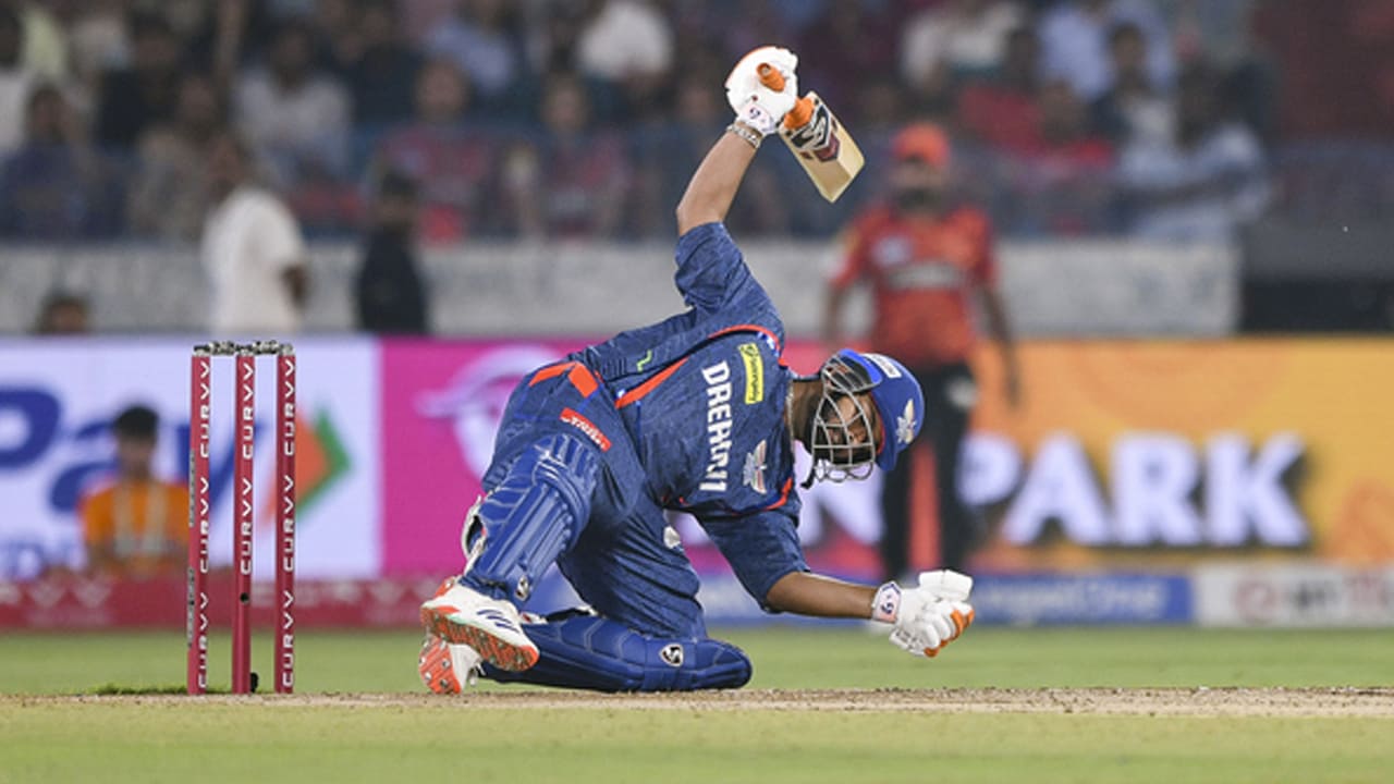 monoj tiwari criticise rishabh pant batting style after few match fail to score run