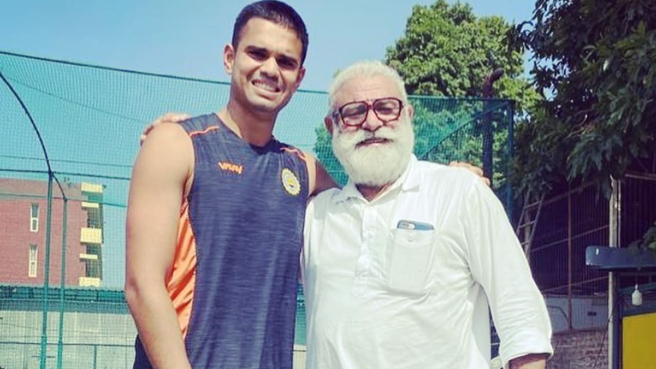 yograj-singh-claimed-sachin-tendulkar--son-arjun-tendulkar-could be next Chris Gayle