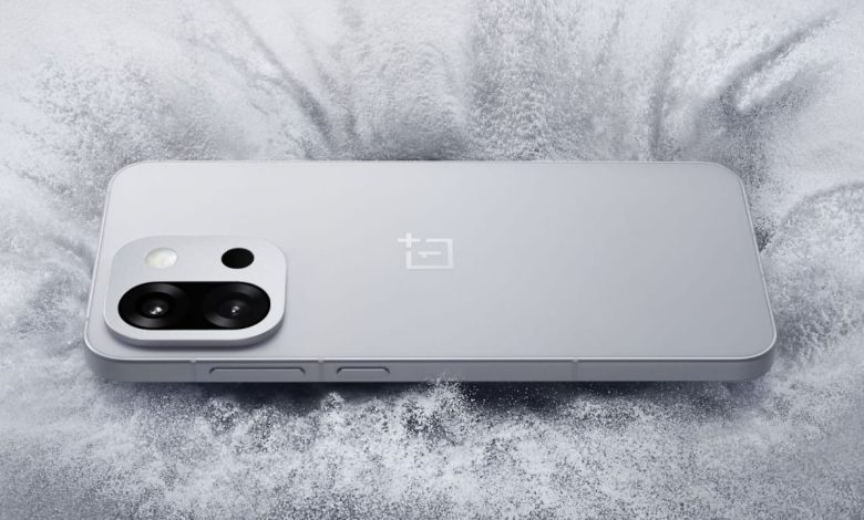 OnePlus 13T first day sales record sold 200 million yuan within 10 minutes