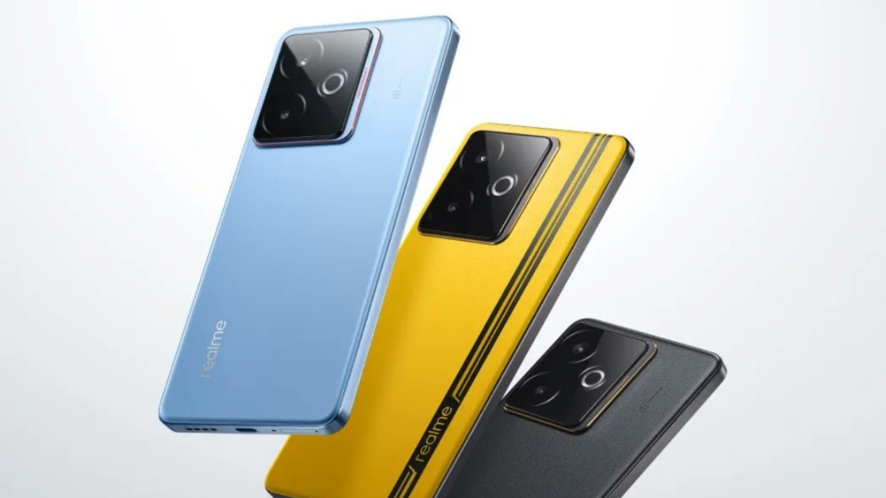 Realme gt 7t retail box revealed PRice specifications featuring 7000mah battery