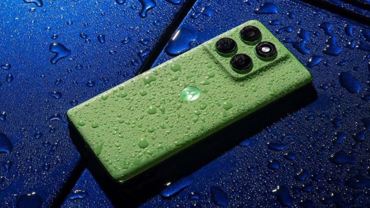 Motorola Edge 60 launched in india with 50 megapixel selfie camera price Specifications sale date