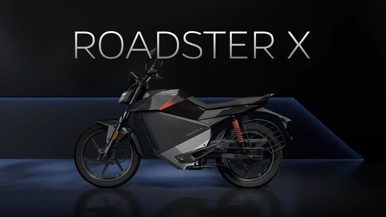 Ola roadster x electric bike offers for first 5000 buyers get free services warrenty moveos plus