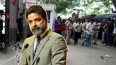 Bengaluru cm-arun-dhumal-ask-rcb-official-to-stop-ipl-trophy-celebrations-as-11-died-injured-33