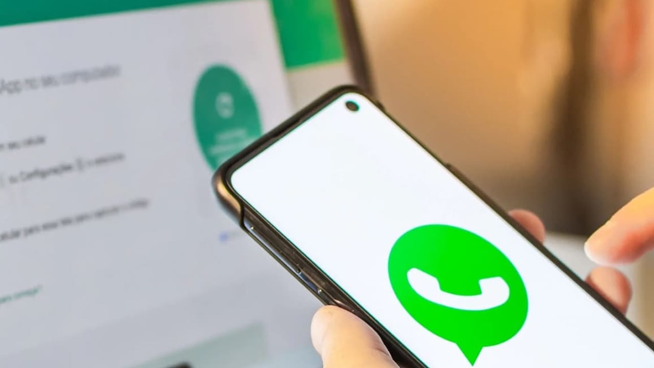 WhatsApp private chat summary feature rollout for Android beta version how its work