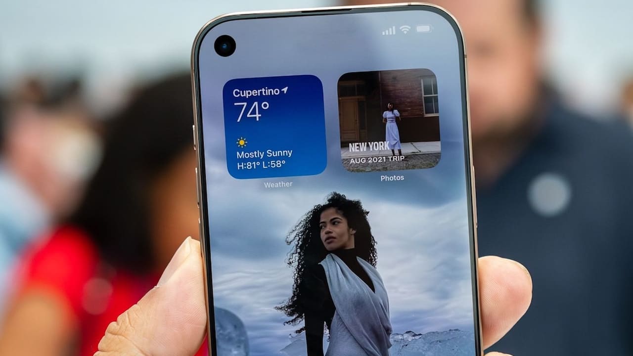 iPhone 18 Pro Dynamic island will be small Renders indicates Two Possible Display Designs