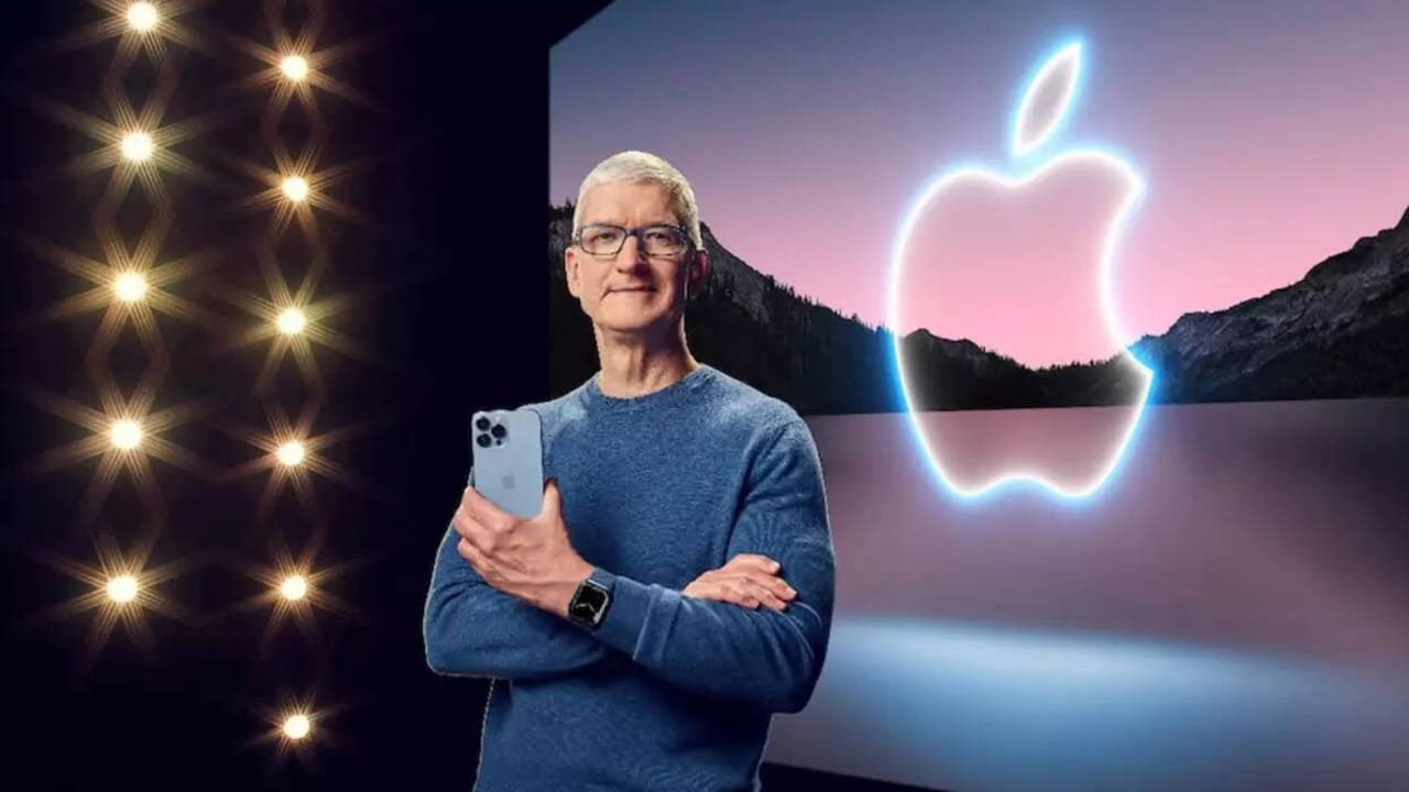 Made in india iphone selling in America confirmed tim cook ceo apple