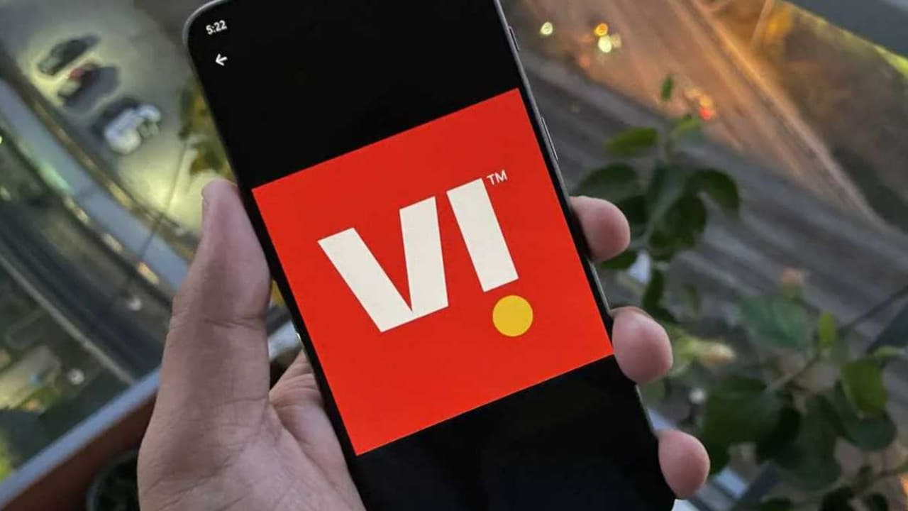 Vodafone Idea offering to win free 4999 recharge plan through vi games freedom fest
