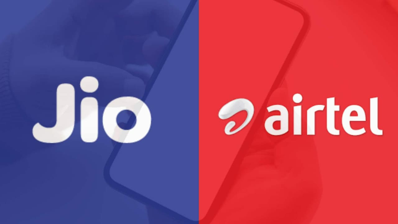 Jio vs airtel 349-prepaid-plan-compare free-hotstar-jio-home-gold-discount-offer