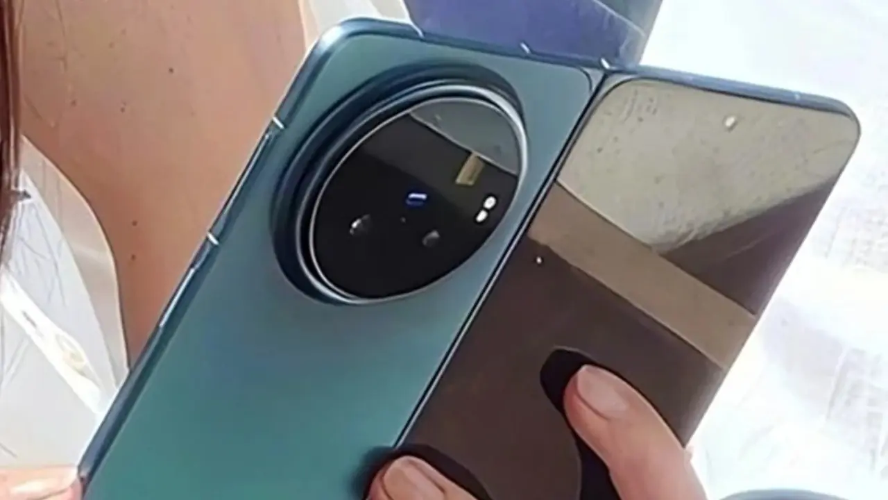 Vivo X Fold 6 Leak Reveals 'Atomic Workbench' and Gesture-Based Multitasking Controls